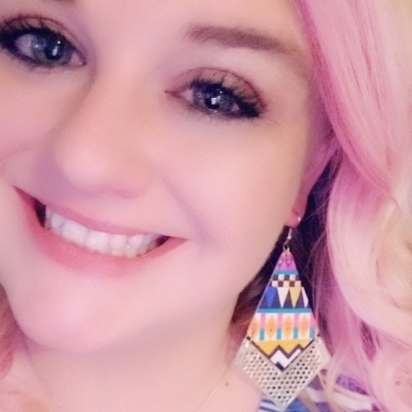 🤩2 for $12🤩 Aztec Multicolored Earrings - Picture 2 of 2